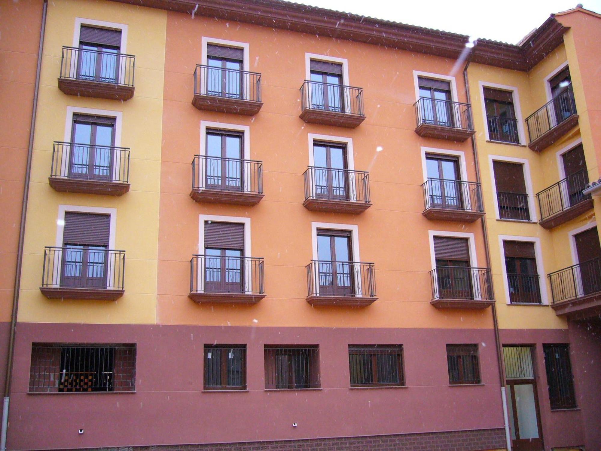 Apartamentos Puerta Muralla Teruel Exterior foto